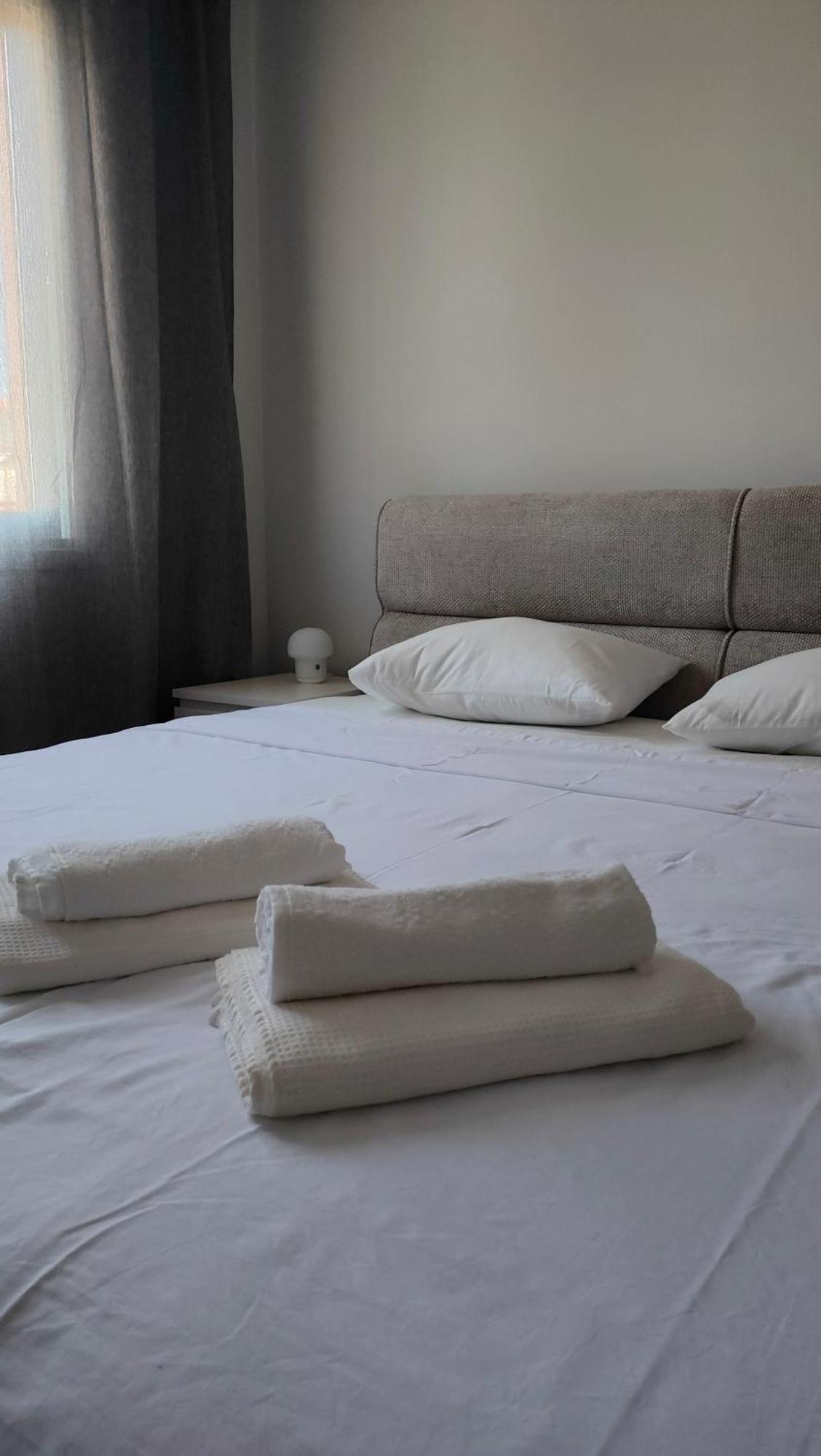 Two Bedroom Apartment With Pool Pafos Exterior foto